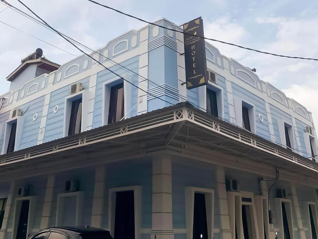 Grand Emperom Hotel Mitra Reddoorz Banda Aceh Zewnętrze zdjęcie